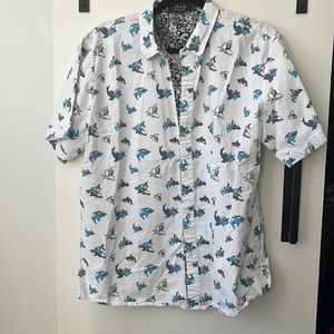 Short sleeve button up